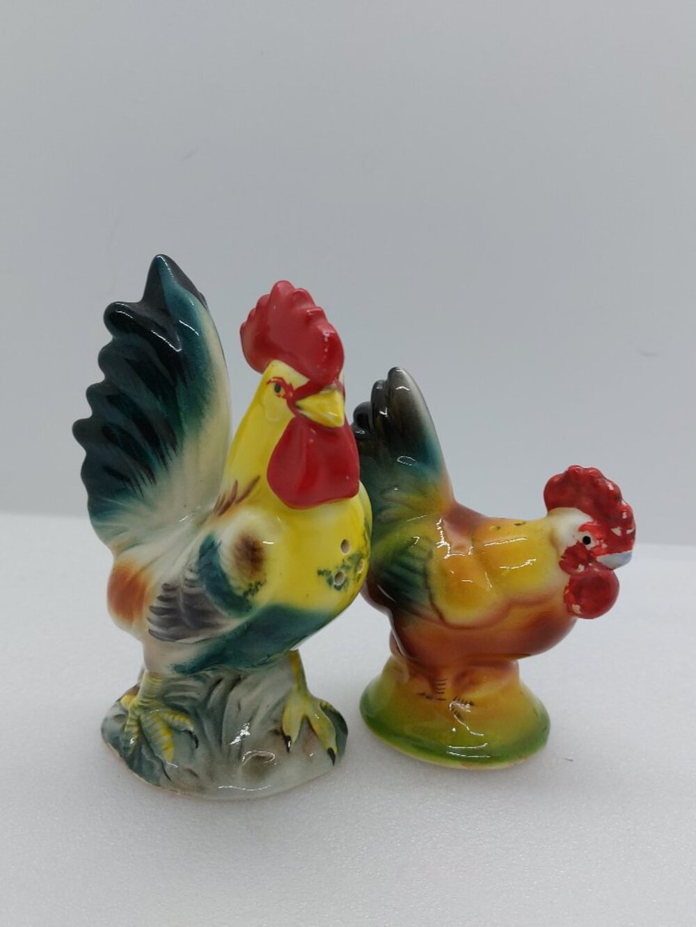 Vintage Ceramic Salt And Pepper Shakers Rooster Hen Farmhouse Decor
